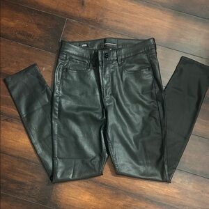 White House Black Market High Rise Coated Skinny Jeans Size 8